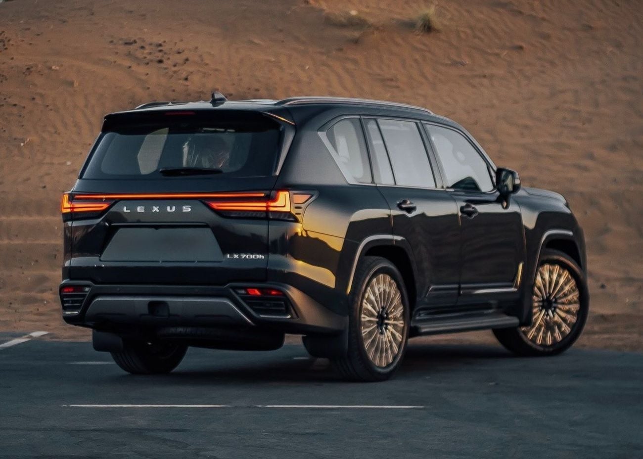 Lexus LX700h VIP KURO with Autopark OMANI 26/26
