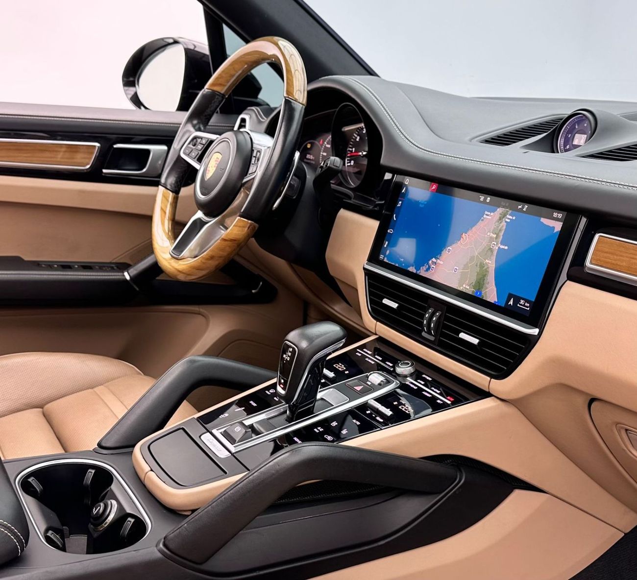 بورش كايان 2019 Porsche Cayenne S, 1 Year Unlimited KM Warranty, Service History, Excellent Condition, GCC