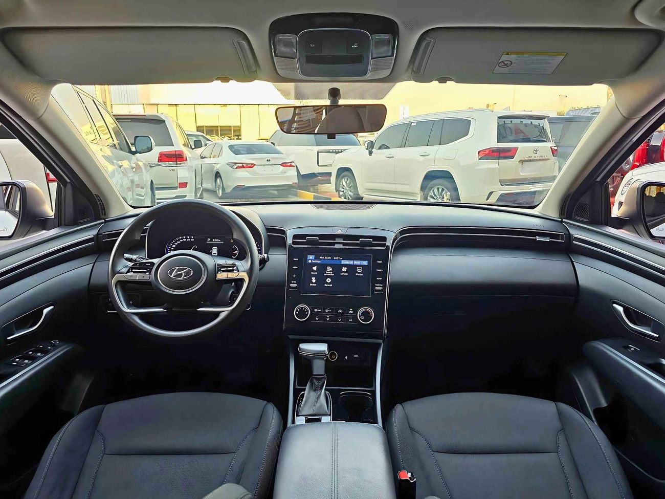 Hyundai Tucson GCC/FSH ORIGINAL PAINT/SINGLE OWNER/ LOW MILEAGE/1 YEAR WARRANTY/NON ACCIDENT/944 MONTHLY/LOT#96727