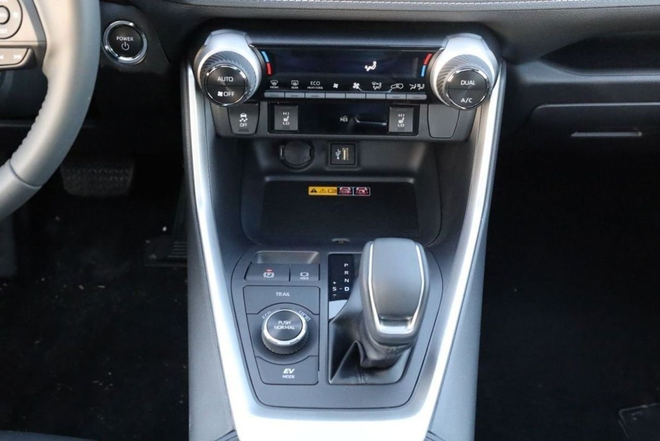 Toyota RAV4 TOYOTA_RAV4_HYBRID_2.5L_2025_FULL_OPTIONS