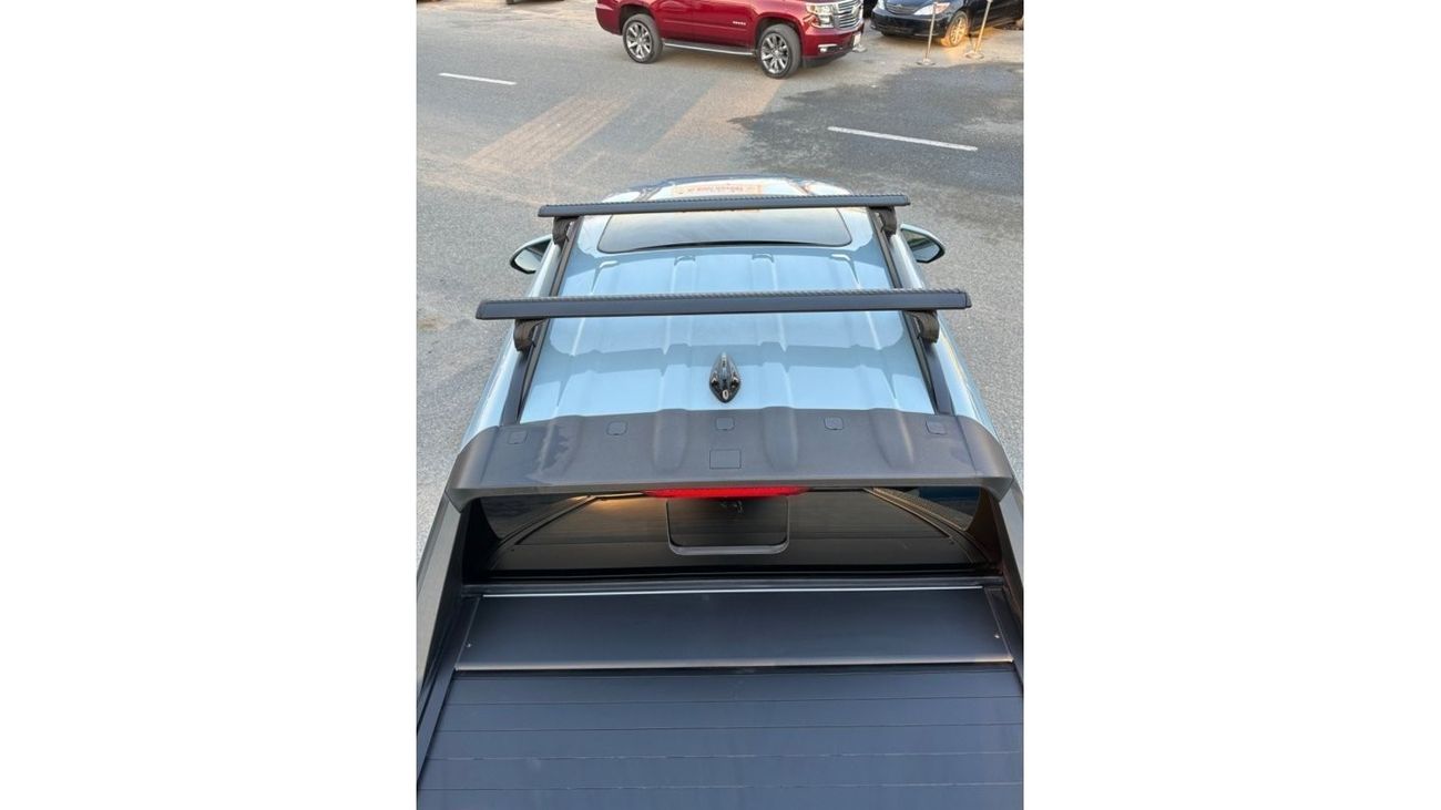 Hyundai Santa Cruz Hyundai Santa Cross 2022 car with engine capacity 2.5 turbocharged 4wd sunroof good equipment wirele