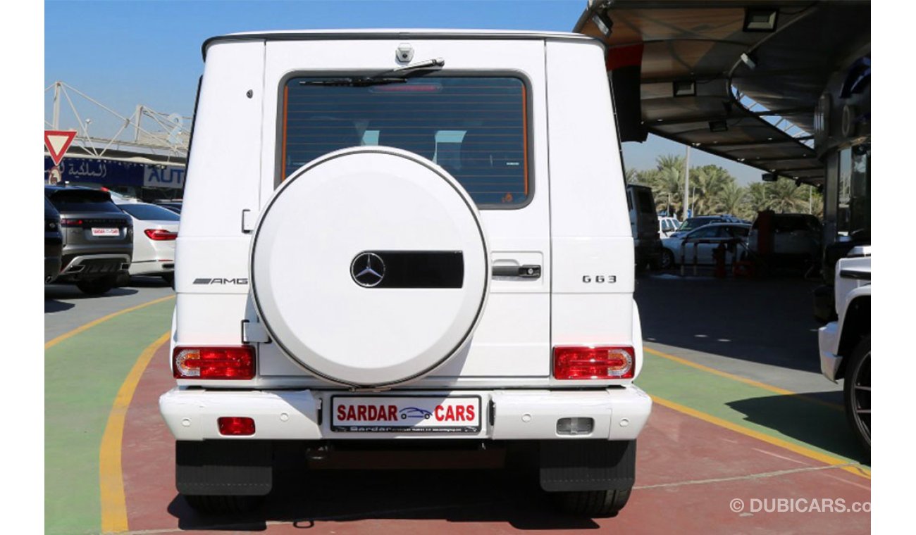 Mercedes-Benz G 63 AMG | inside Tan