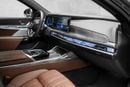 بي أم دبليو 740i LUXURY PURE EXCELLENCE