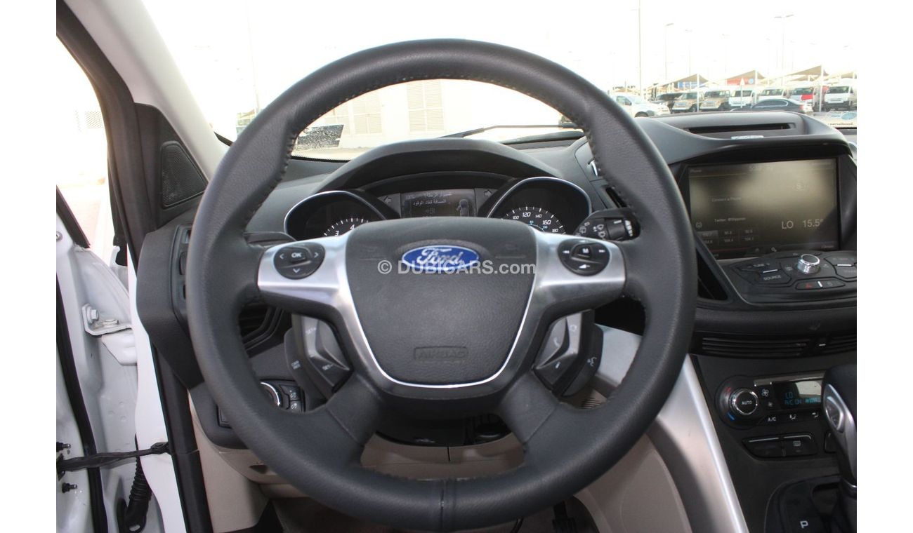 Ford Escape SE Ford Escape 2014 GCC full option in excellent condition without accidents