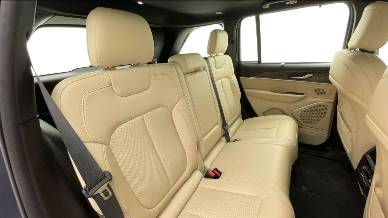 جيب جراند شيروكي 3.6L 2024 | 0 DP | 2170/Month | 30 Day Return | Service History