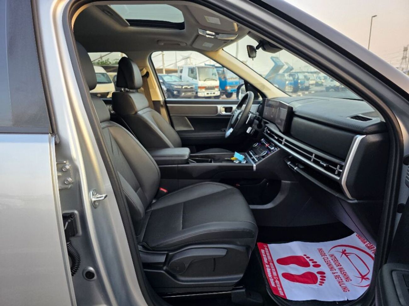 هيونداي سانتا في 2024 Model XRT full option 4x4, sunroof and 7 seater