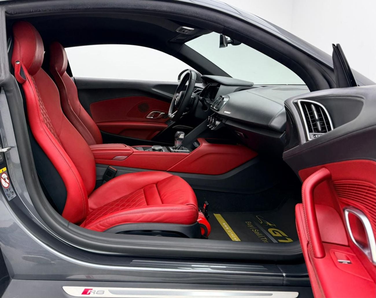 أودي R8 2021 Audi R8 V10 Coupe, Warranty, Full Audi Service History, Excellent Condition, GCC