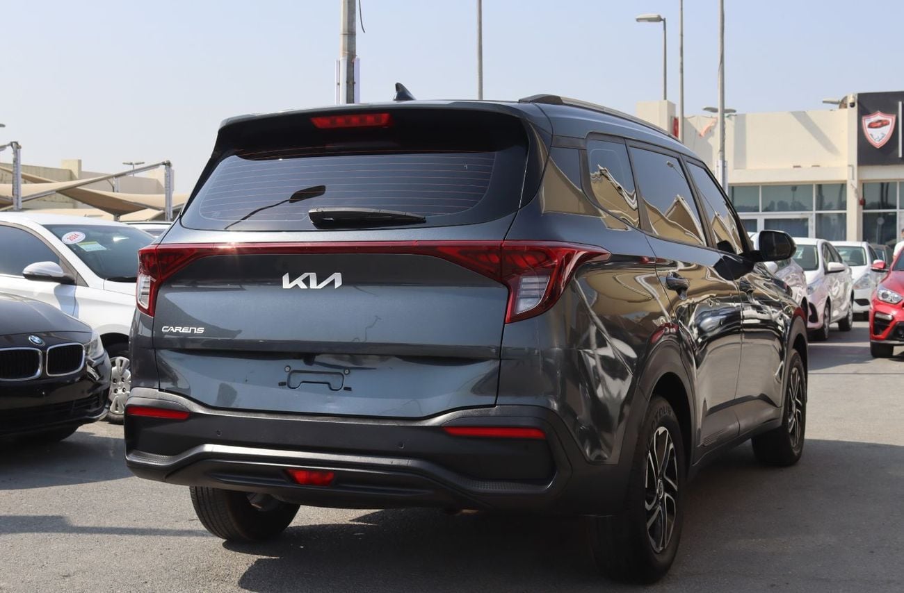 Kia Carens Smartstream 1.5L A/T 1.5L A/T -KIA CARENS 2023 - GCC - 4(V) - Accident-free -7 Seats -In excellent c