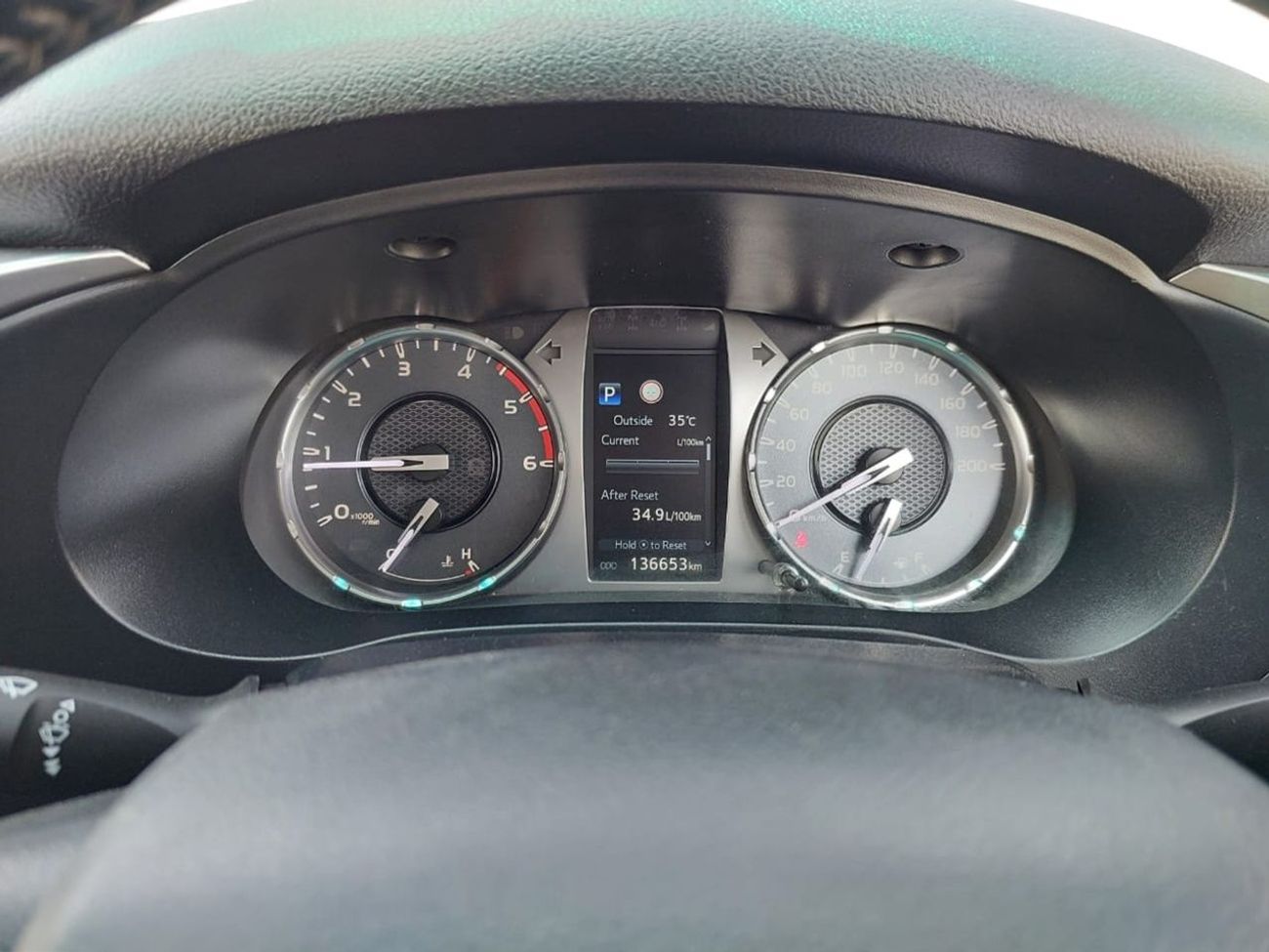 Toyota Hilux TOYOTA HILUX PICKUP RHD 2021 MODEL 2.8 L DIESEL  AUTOMATIC(PM34867)