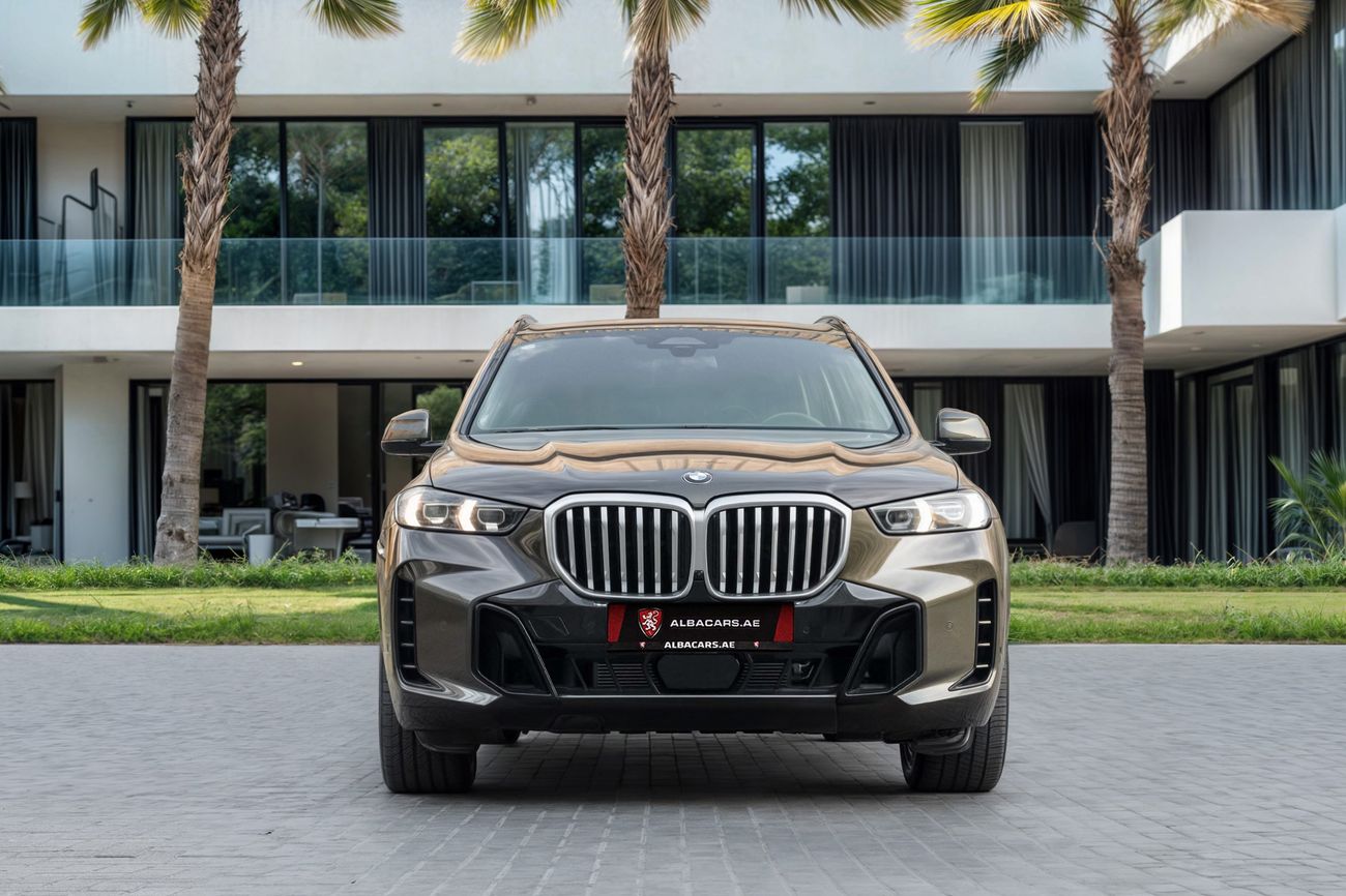 بي أم دبليو X5 xdrive 40iM-sport X5 M-Kit | 5,680 P.M | 0% Downpayment | BMW X5 M-kit | BMW Warranty