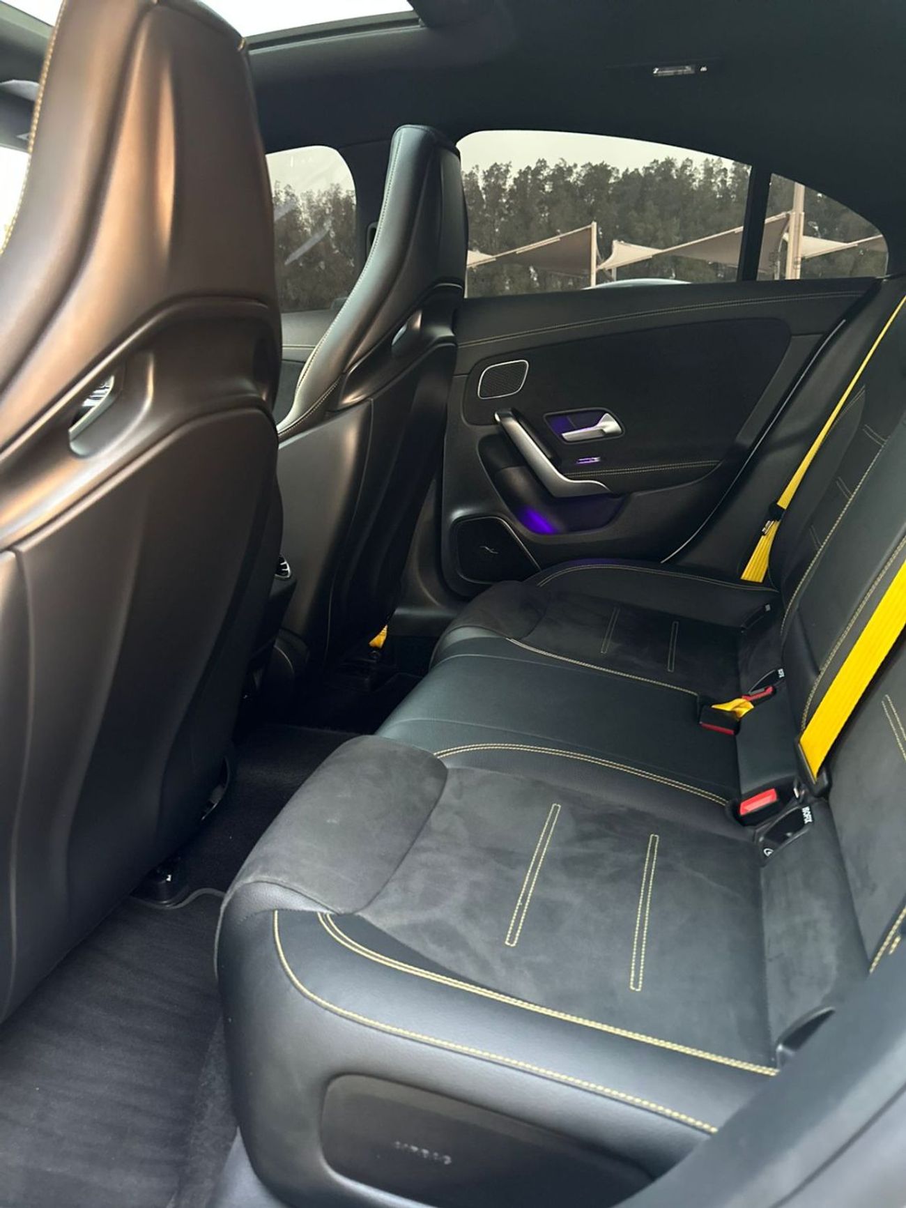 مرسيدس بنز CLA 45 S  AMG مرسيدس بنز AMG CLA45S خليجي فل ابشن صبغ وكاله تشييكات وكاله تحت الضمان بحاله ممتازه