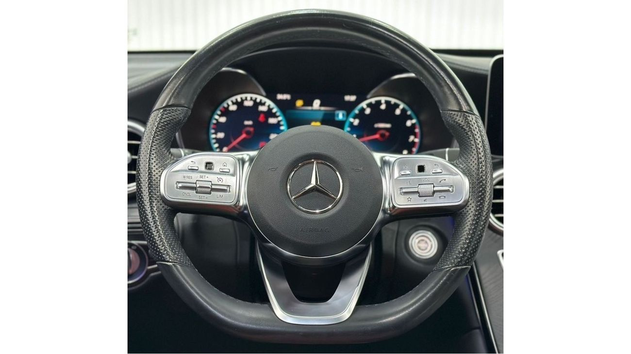 مرسيدس بنز GLC 200 Std 2021 Mercedes Benz GLC200 AMG, March 2026 Mercedes Warranty, Full Mercedes Service History, GCC