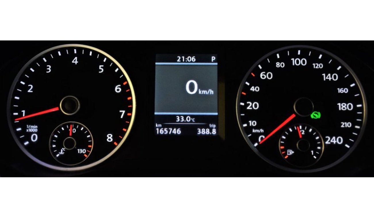 Volkswagen Tiguan Volkswagen Tiguan 2.0 TSI 4 Motion 2012 Model!! in Silver Color! GCC Specs