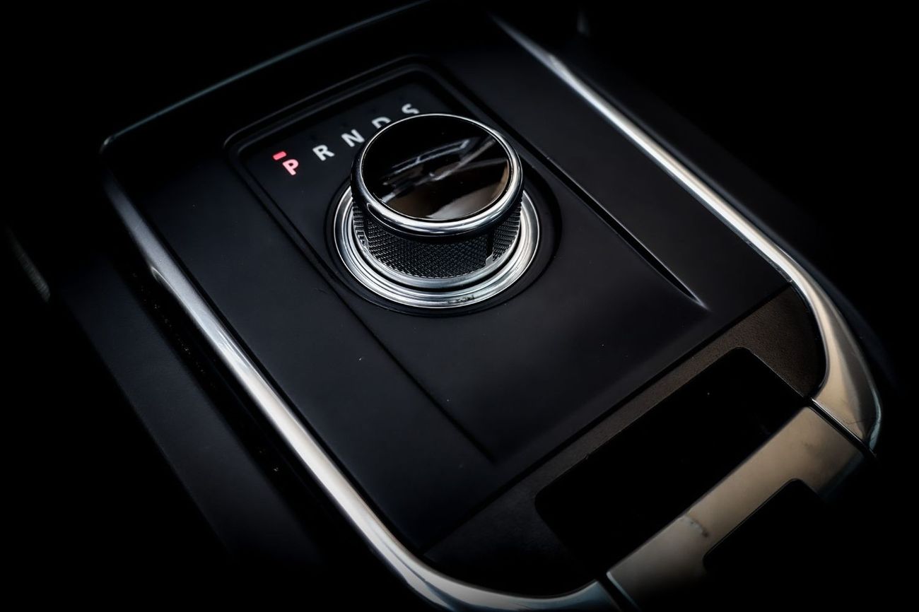 لاند روفر دسكفري سبورت Si4 HSE لاكجري