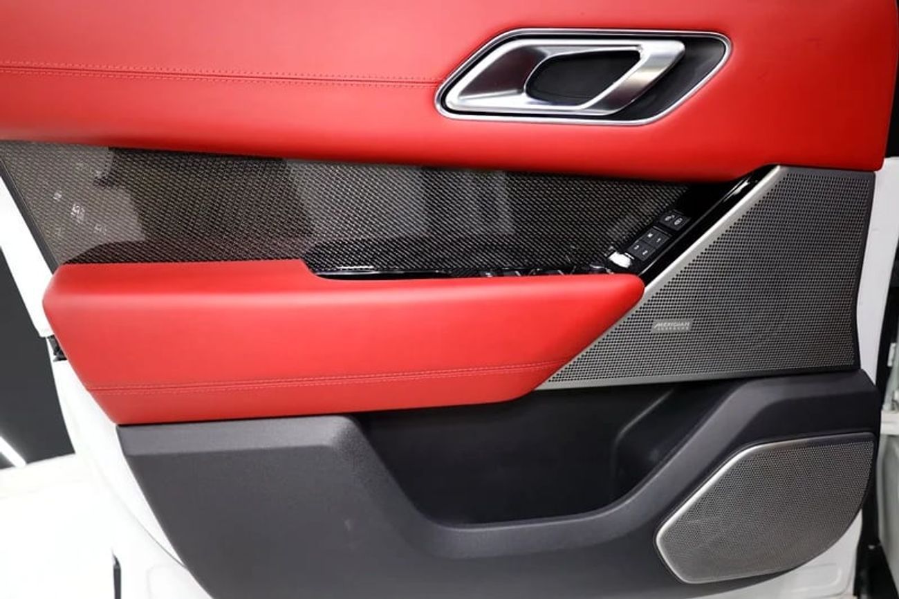 لاند روفر رينج روفر فيلار SV Autobiography