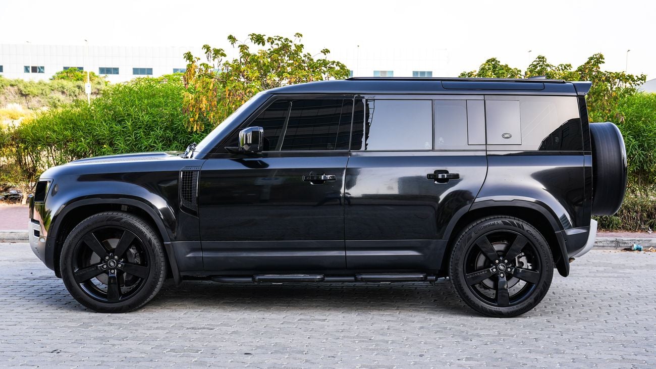 Land Rover Defender 110