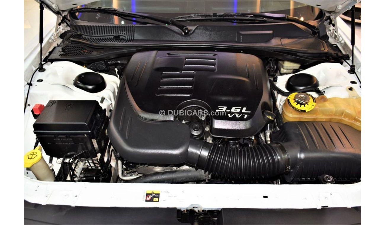 Dodge Challenger FULL SERVICE HISTORY! Dodge Challenger 2013 Model!! in White Color! GCC Specs