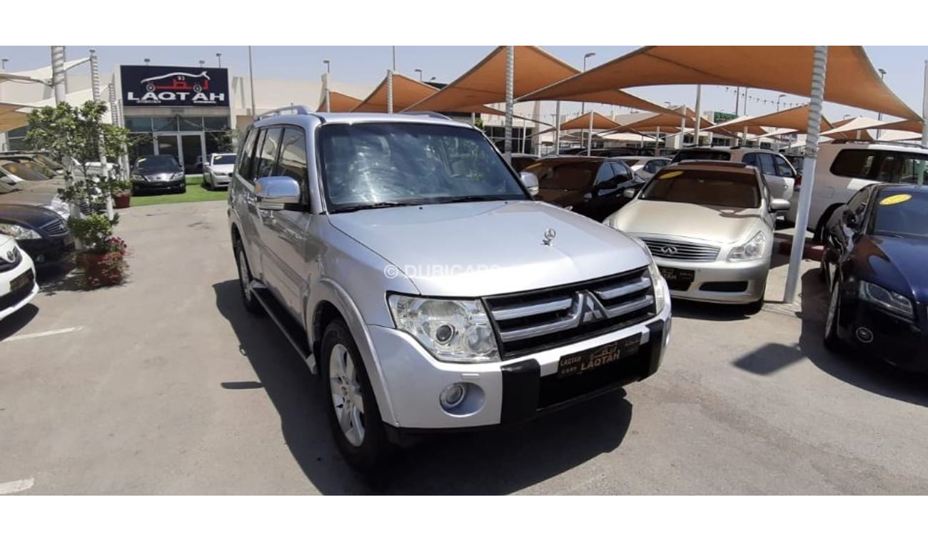 ميتسوبيشي باجيرو متسوبيشي باجيرو خليجي 3.8بحاله الوكاله لاتحتاج لا مصاريف بحاله بدون حوادث رقم واحد فتحه جلد حساسات ف