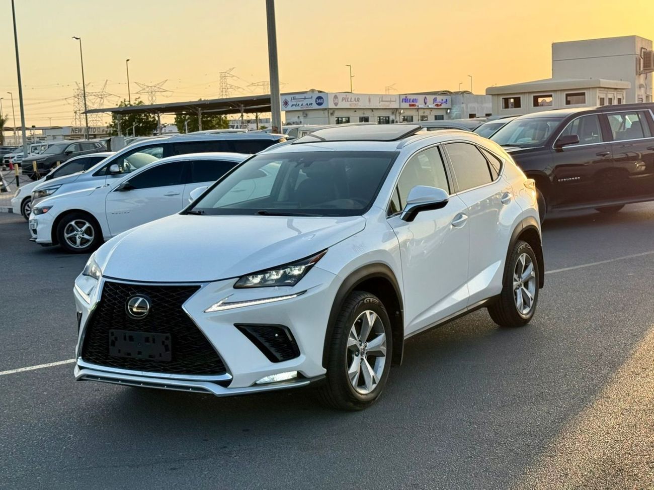 Lexus NX200t LEXUS NX200T - SPECIAL EDITION - WHIT HEAD UP DISPLAY
