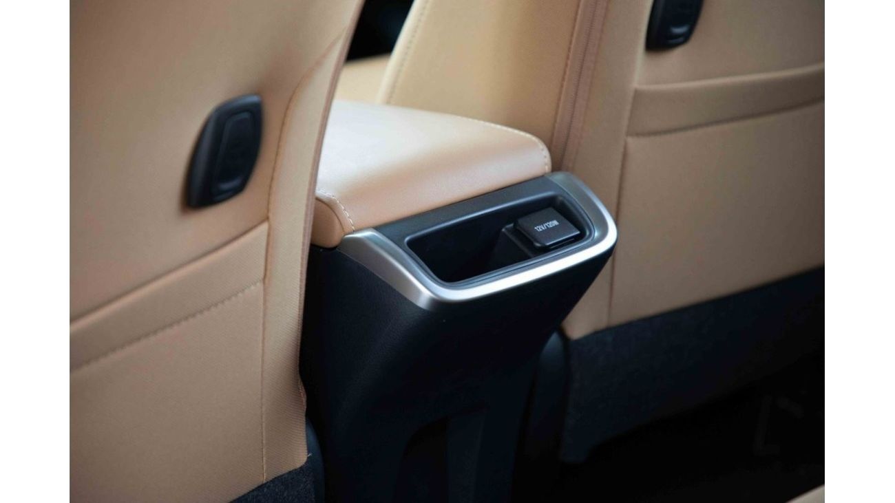 Toyota Fortuner 2023 Toyota Fortuner 4X4 2.4 17'I AL - Black inside Chamois | Export Only