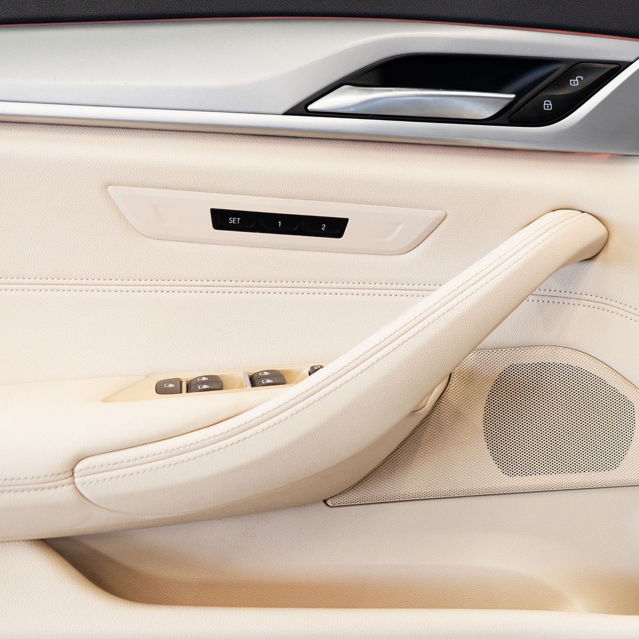 بي أم دبليو 520i Exclusive 1.6L AED 1,628 pm  • 0% Downpayment • BMW 520i • 1 Year Warranty