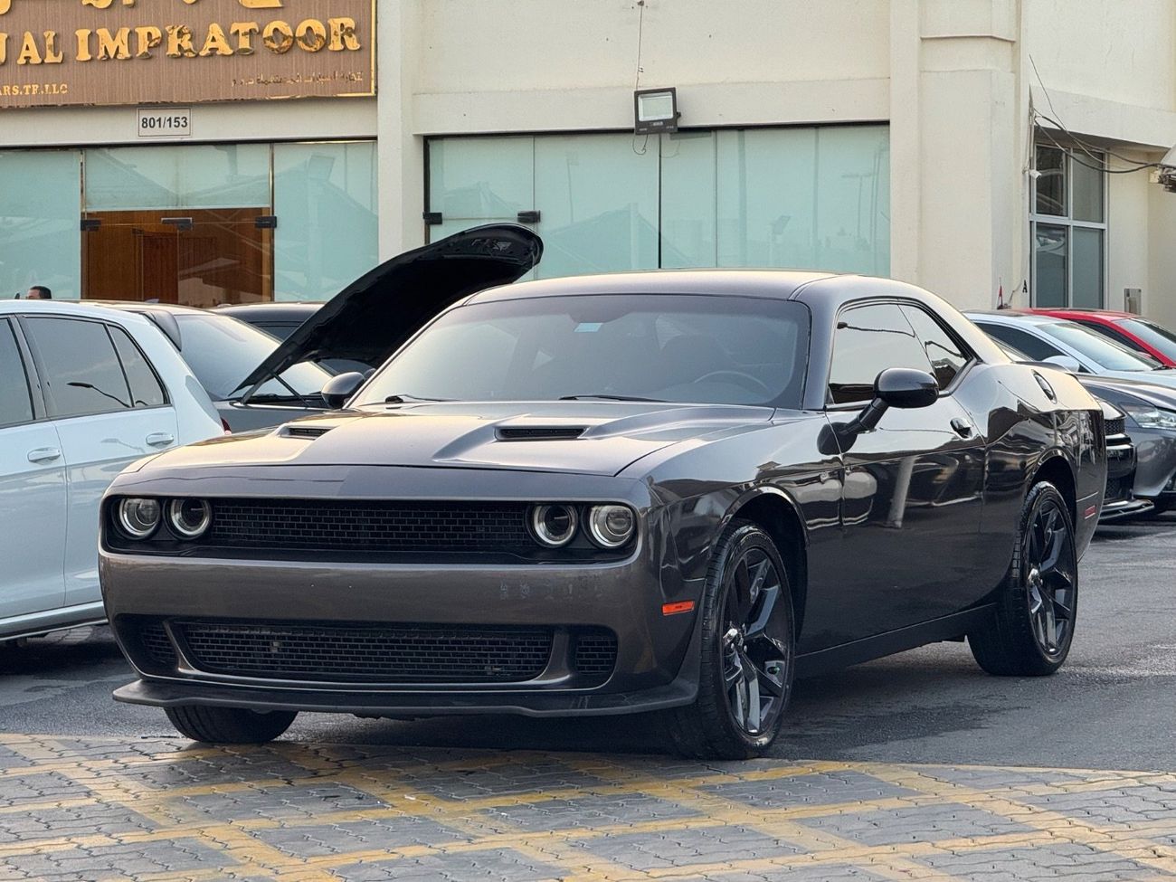 Dodge Challenger SXT Plus 3.6L