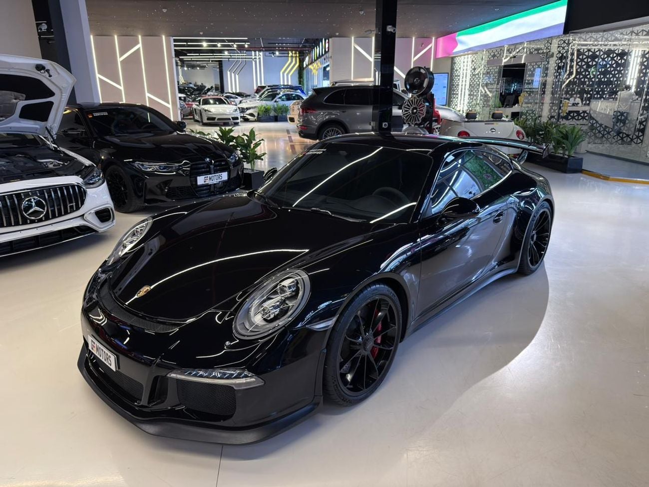 Porsche 911 GT3 3.8L (475 HP) Coupe 2016 Porsche 911 GT3 - GCC Specs - Dealer Warranty Till 11/26 - Full Service