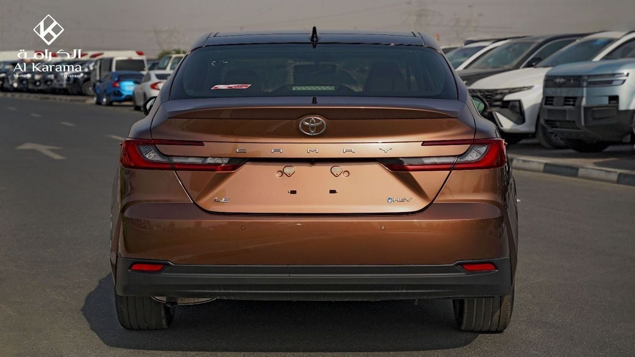 تويوتا كامري LE 2.5L Hybrid | Panoramic Sunroof | Rear Camera | Wireless Charger | Lumbar Seat
