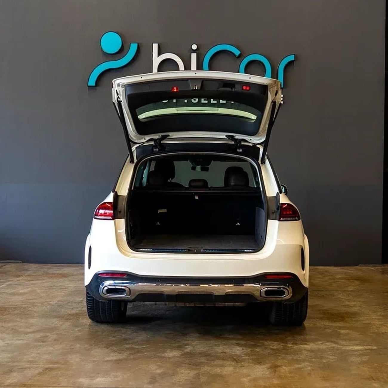 مرسيدس بنز GLE 450 Std 3.0L (389 HP)