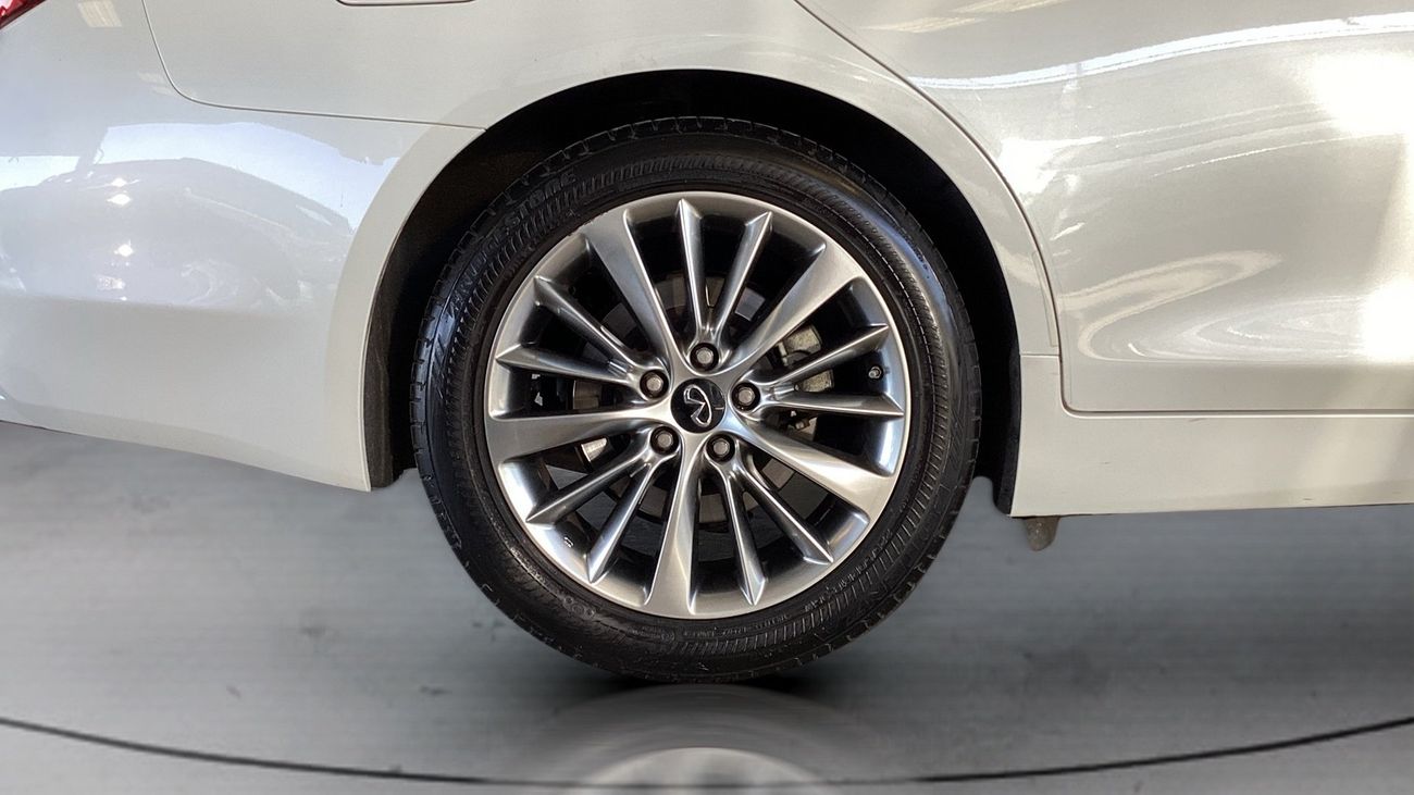 Infiniti Q50 3.0 LUXE SENSORY WOOD VISIB TRIM AUTO | Guaranteed Warranty | 0 Down Payment