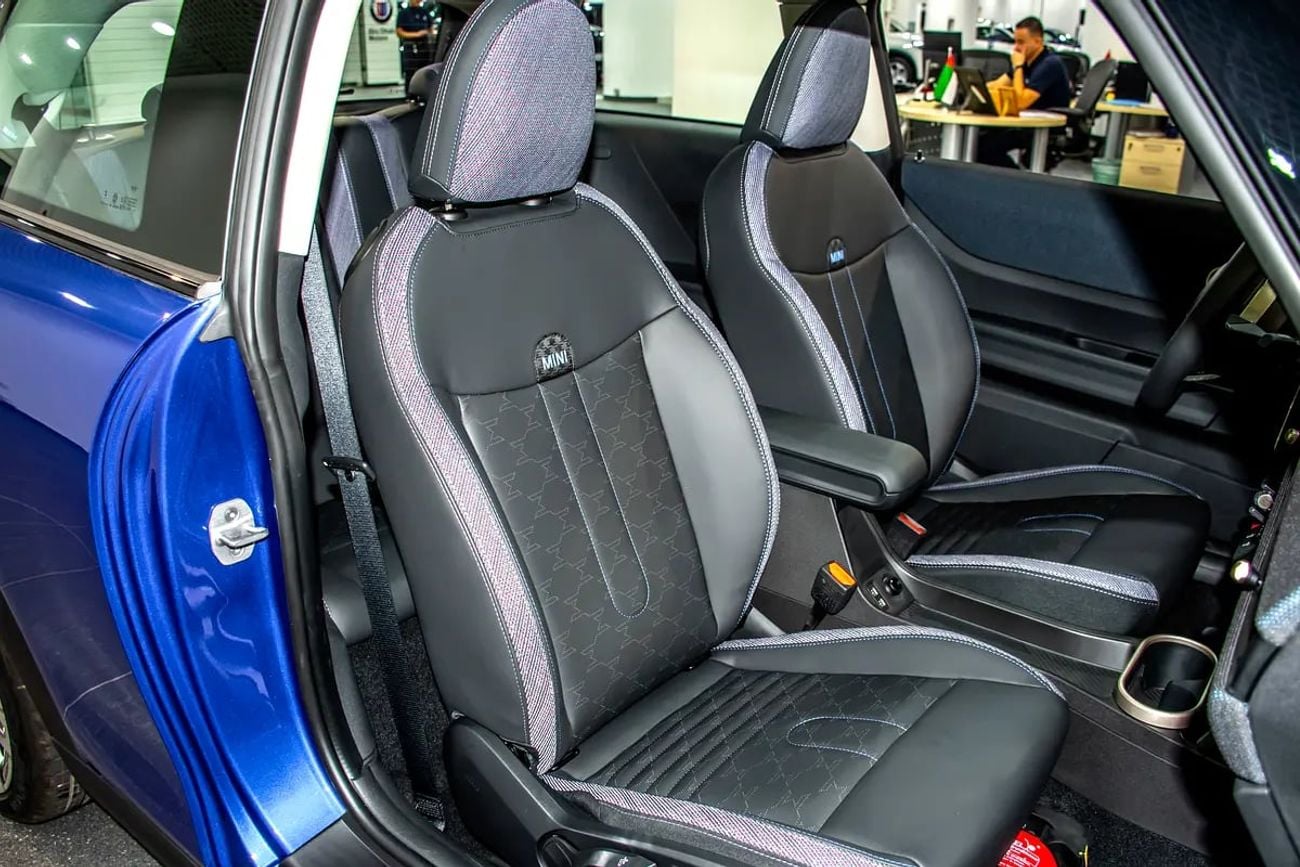 MINI Cooper C 3-Door Exclusive