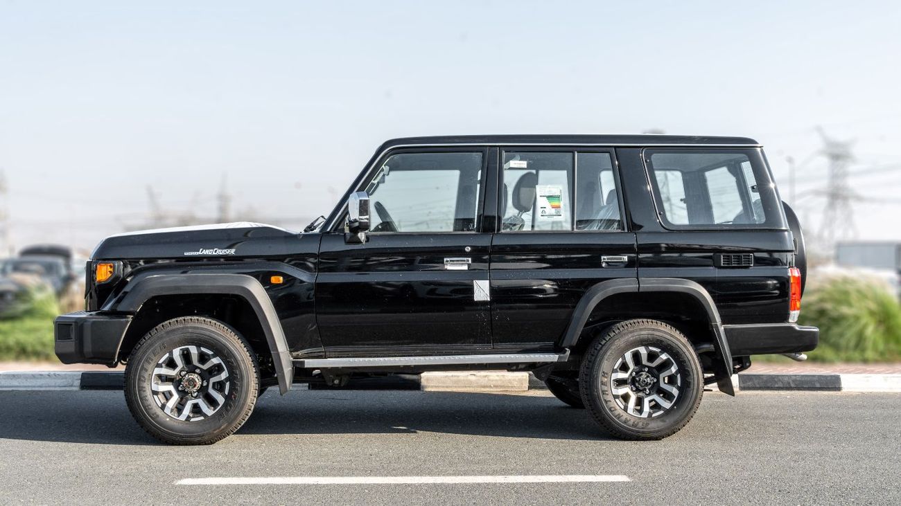 Toyota Land Cruiser 70 2026 Toyota Land Cruiser LC76 4.0L AT Petrol (Black-Brown) Mid Option