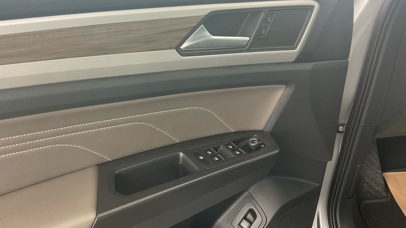 فولكس واجن تيرامونت Comfortline | upto AED 20,000 Ramadan Discount | شامل الضمان | 0 ﺪﻔﻋﺓ ﺃﻮﻟﻯ