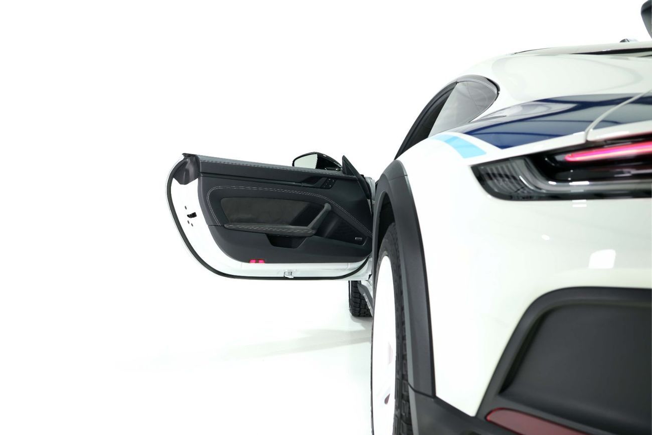 بورش 911 Dakar 3.0L (475 HP) Coupe