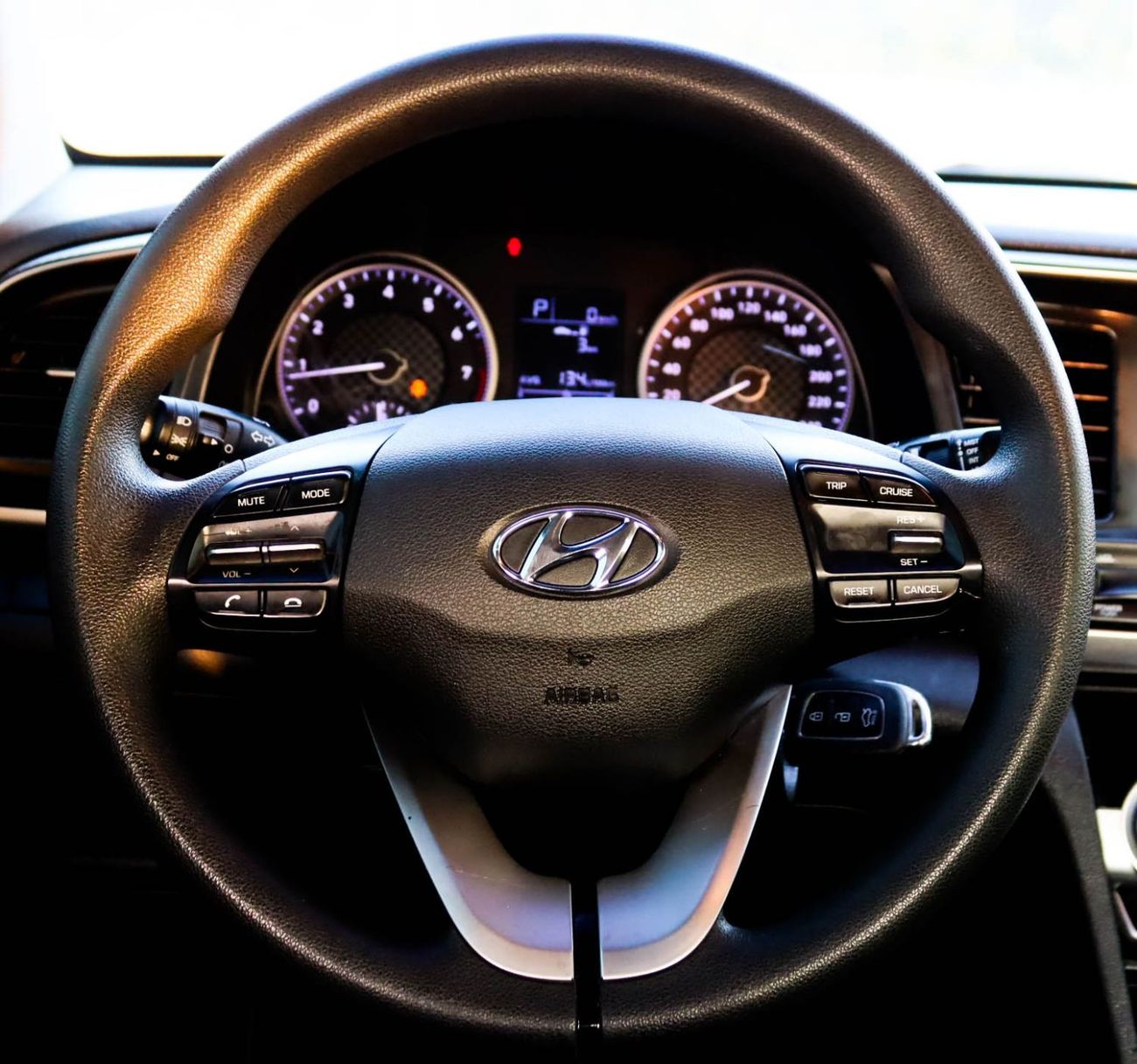 هيونداي إلانترا HYUNDAI ELANTRA 2019 GCC IN EXCELLENT CONDITION
