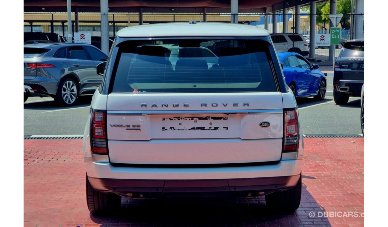 Land Rover Range Rover Vogue SE Supercharged Original paint 2014 GCC
