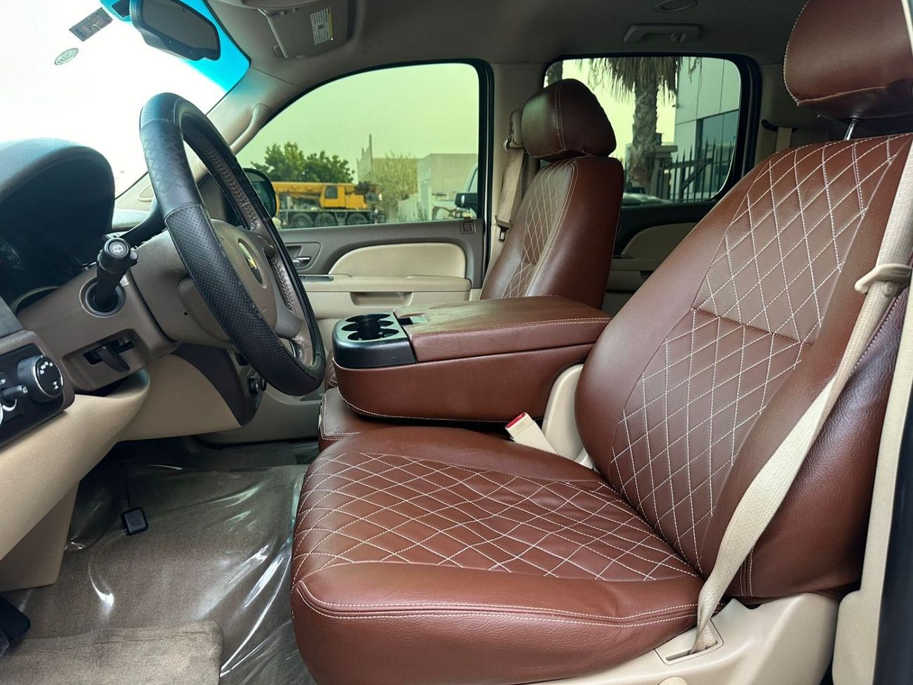 Chevrolet Suburban LS