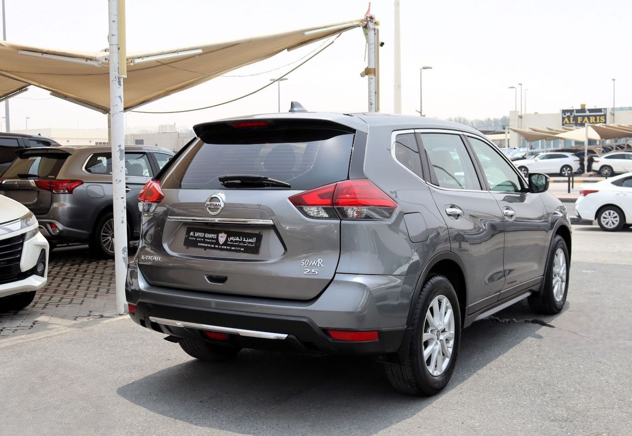 Nissan XTrail ACCICENTS FREE - GCC - PERFECT CONDITION INSIDE OUT - BASE