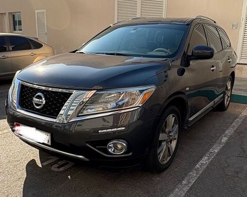 Nissan Pathfinder SV