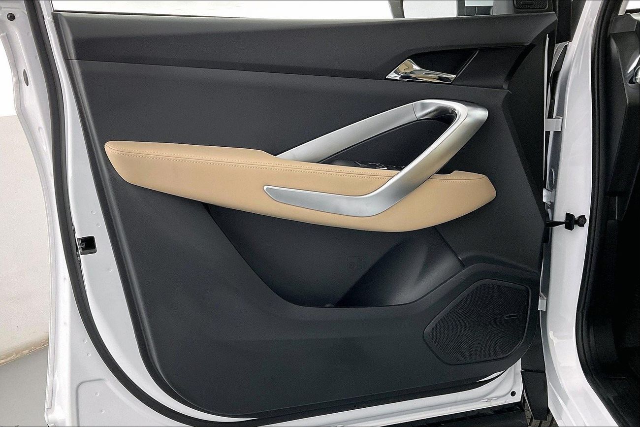 Chevrolet Captiva Premier| 1 year free warranty | Exclusive Eid offer