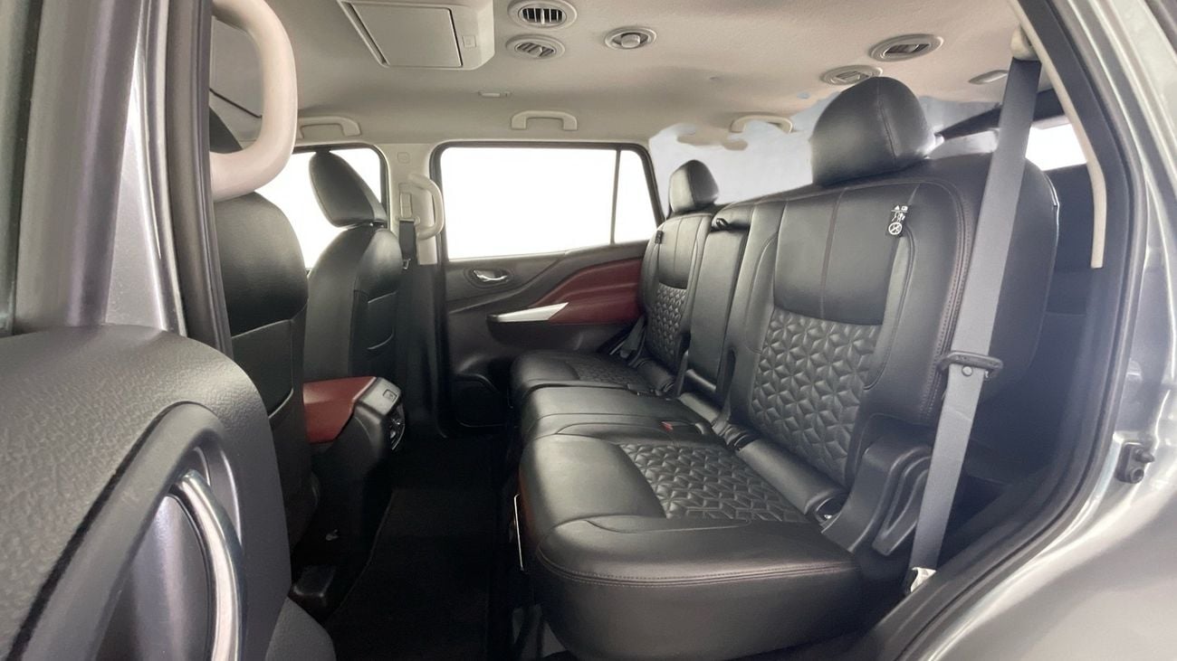 Nissan XTerra Platinum 2.5L 4WD Platinum | Guaranteed Warranty | 0 Down Payment