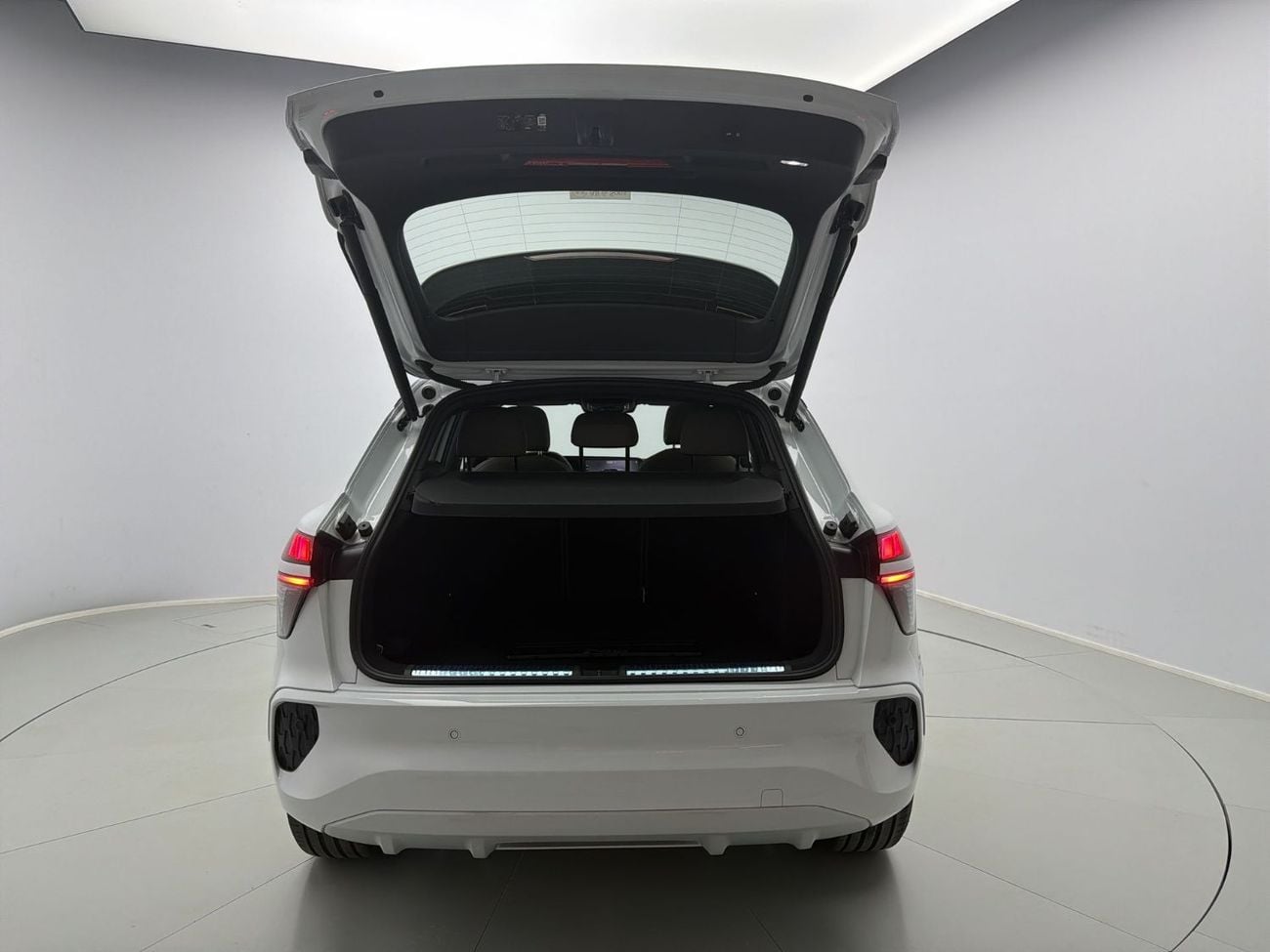 Audi Q3 Q3 SUV TFSI 150hp Progress Edition (Ref# 23211)