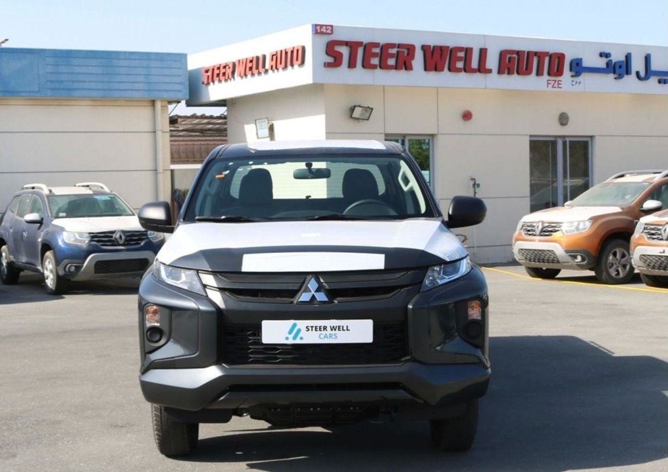 ميتسوبيشي L200 DIESEL - 2.5L -  DOUBLE CABIN - 4X4 - 5MT - POWER LOCKS AND POWER WINDOWS - EXPORT ONLY