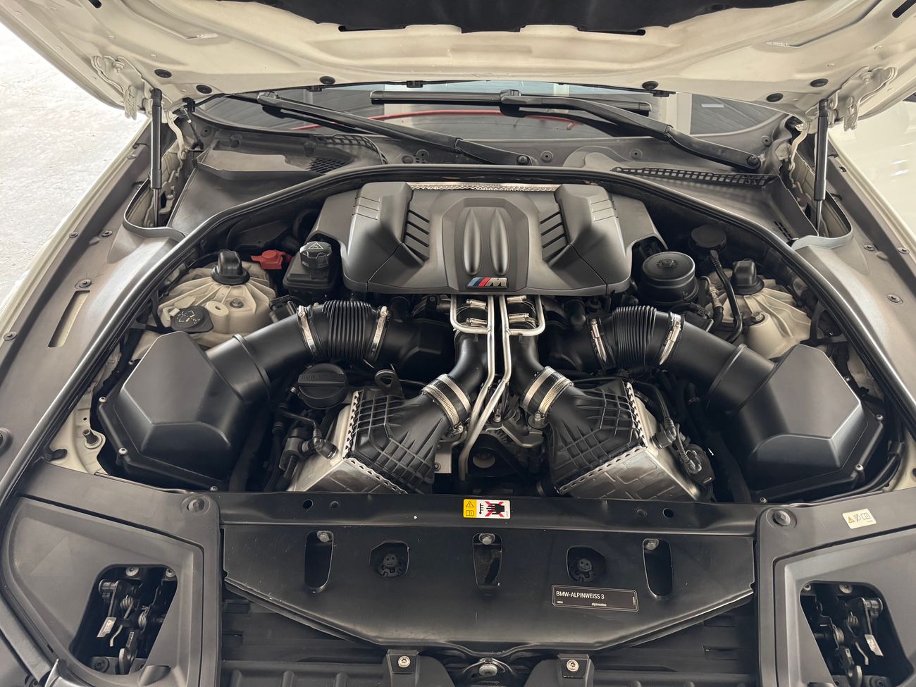 بي أم دبليو M5