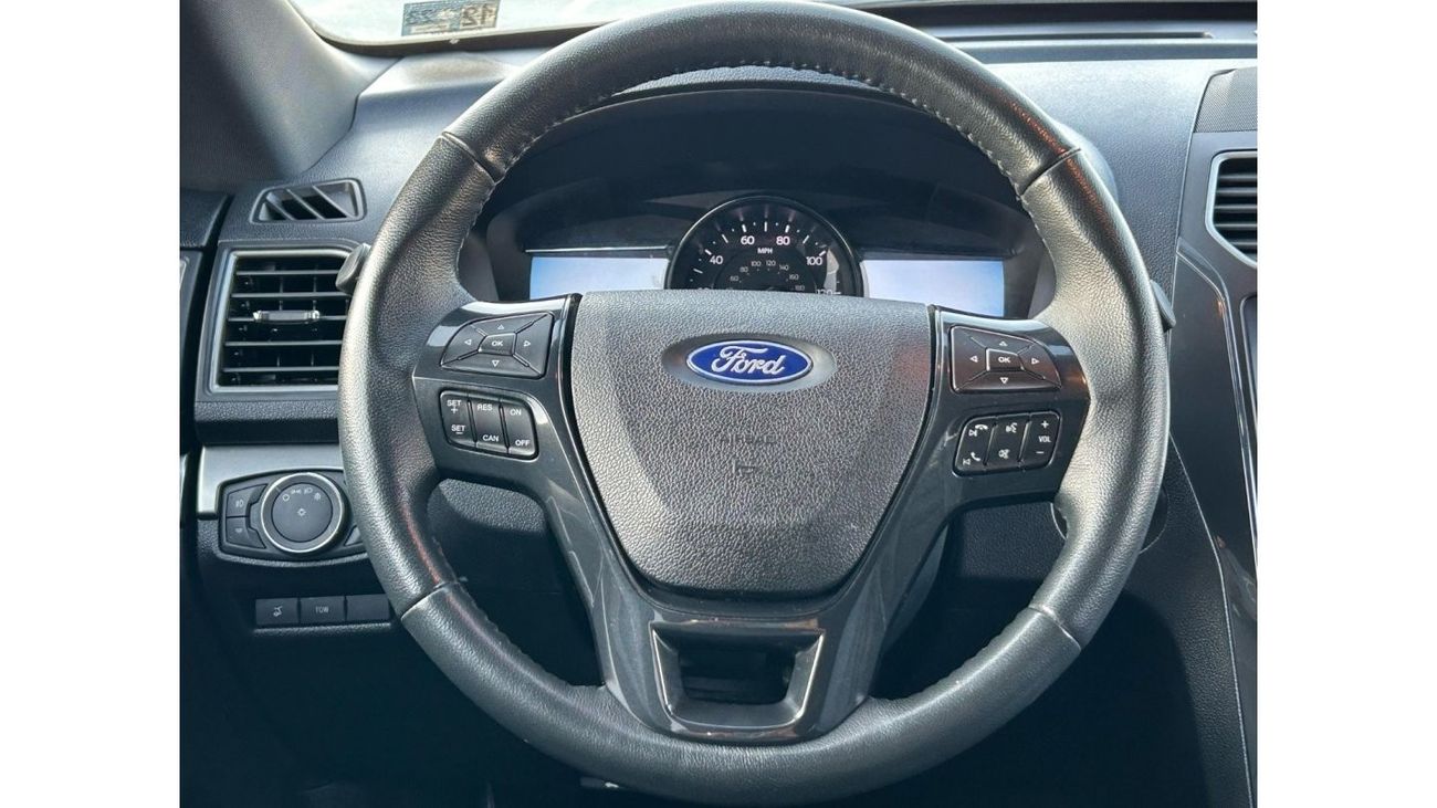Ford Explorer XLT Ford Explorer 2018 US // VIP seats // good condition