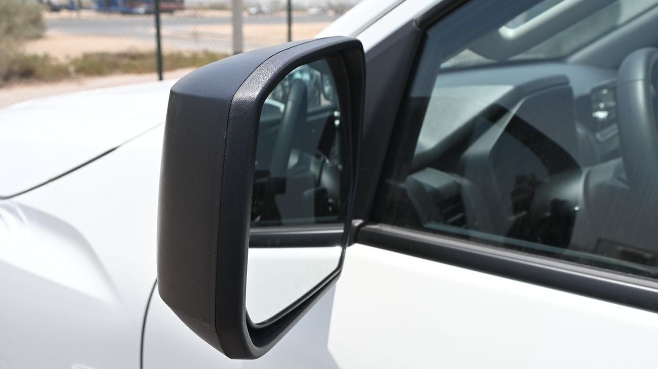 Mitsubishi L200 MITSUBISHI L200 2.4L GL DIESEL DCABIN 4X4 5M/T MODEL 2025 BRAND NEW  [WHITE/ S / G / B ]