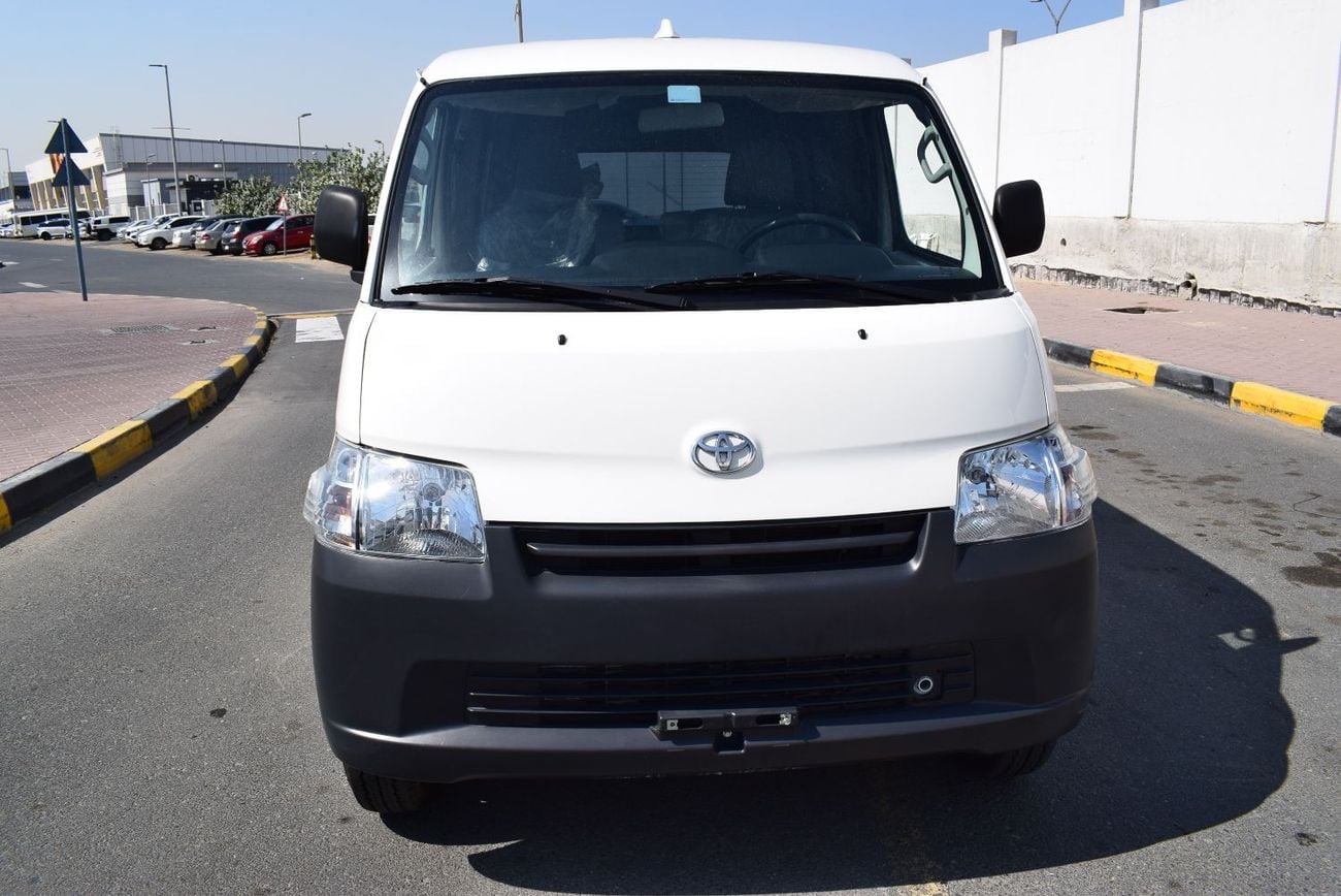 تويوتا لايت آيس Standard Van