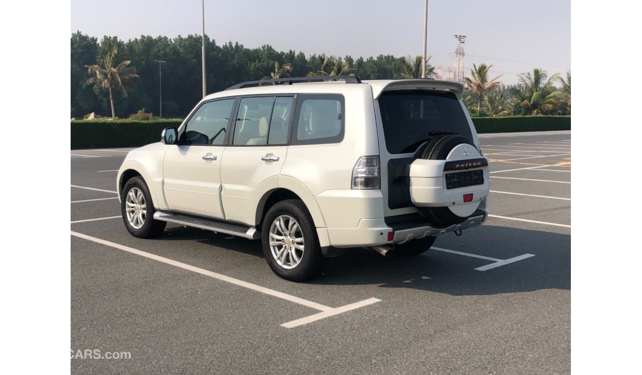 Mitsubishi Pajero GLS MITSUBISHI PAJERO MODEL 2014 GCC CAR PERFECT CONDITION INSIDE AND OUTSIDE