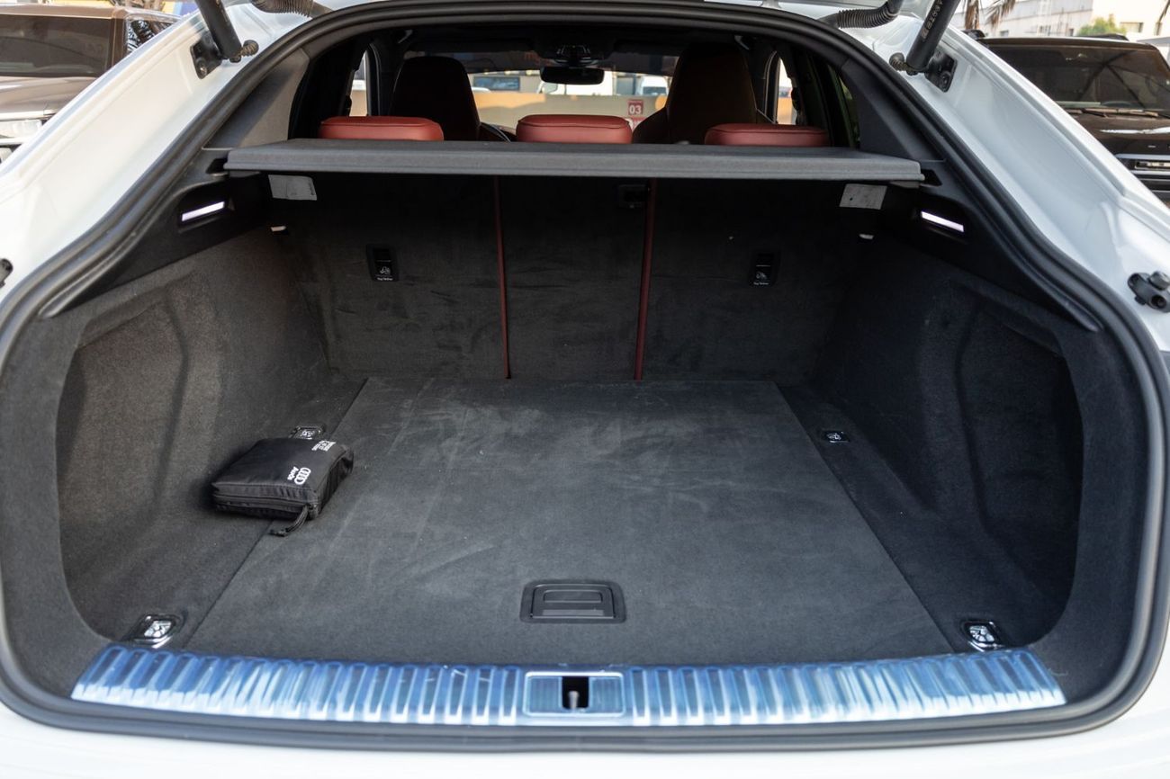 أودي اي ترون 55 Quattro