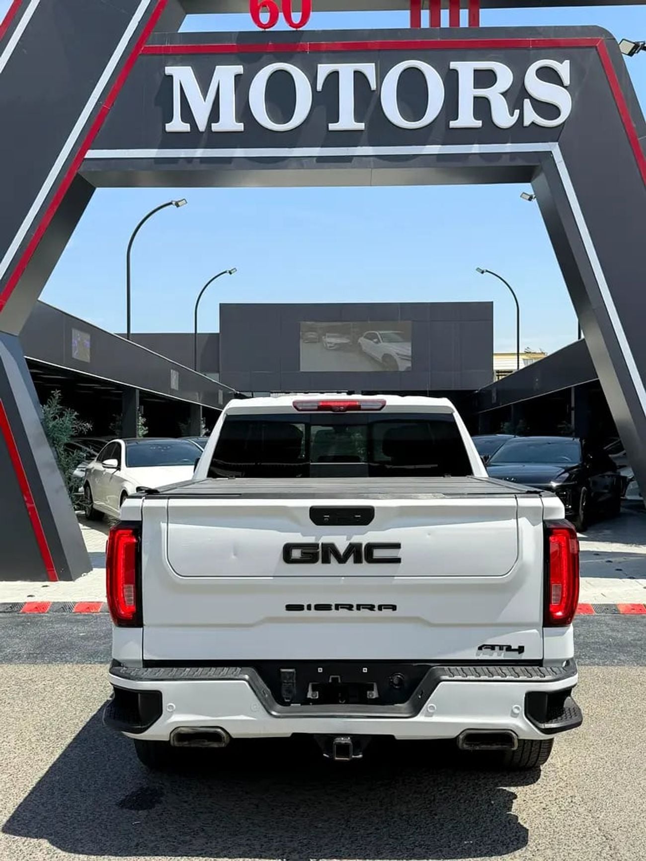 GMC Sierra 1500 REG/CAB AT4 AT4 - American Specs - GCC Favorite!